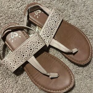 Justice sandals